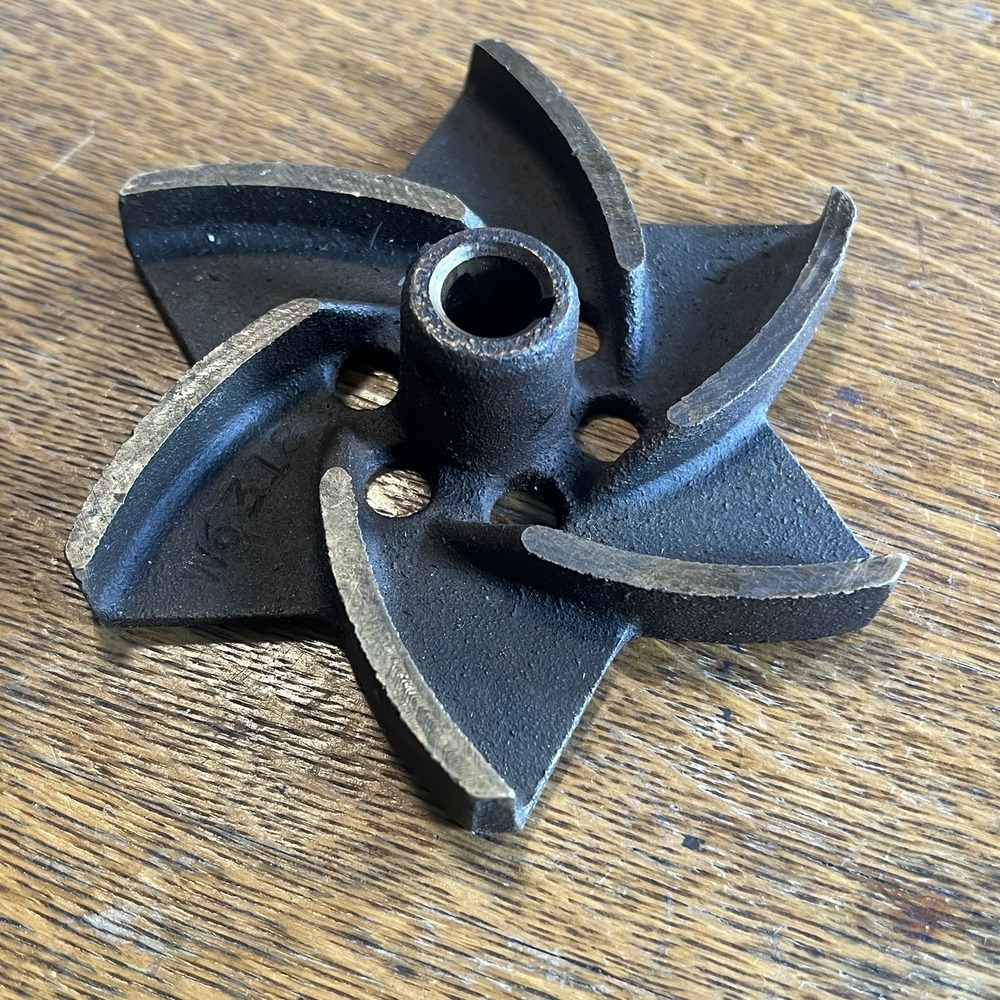 Star Shaped Cast Iron Impeller Rotor 4in Industrial Rotary Valve Feeder W6318